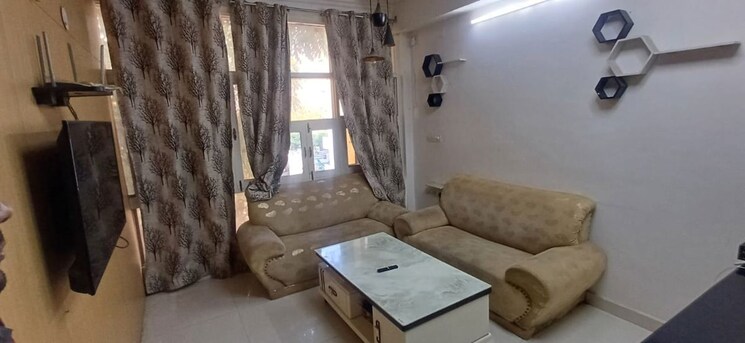 Living Room, sector 27 2 Bedroom 1050 Sq.Ft. Builder Floor In Sector 27 Gurgaon 10007093