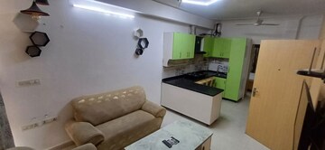 Team Area in 2 BHK Builder Floor at Sector 27 – for Rent