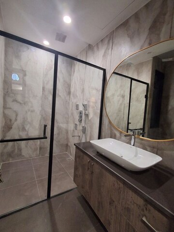 Attached Bathroom in 4 BHK Builder Floor at South City 1 – for Sale