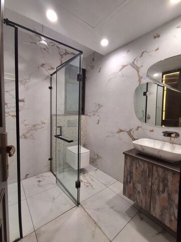 Attached Bathroom in 4 BHK Builder Floor at South City 1 – for Sale