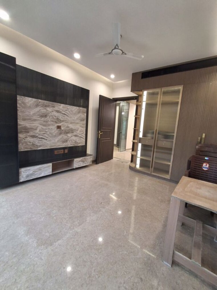 Room, south city 1 4 Bedroom 3240 Sq.Ft. Builder Floor In South City 1 Gurgaon 10007103