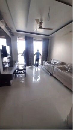 2 BHK Apartment For Rent in Siddhi Garima