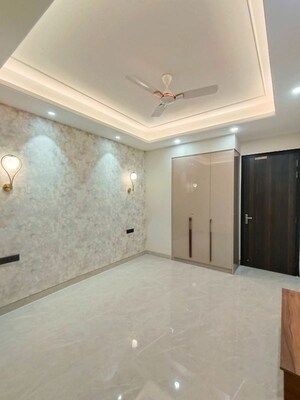 Master Bedroom in 3 BHK Builder Floor at Sector 63a – for Sale