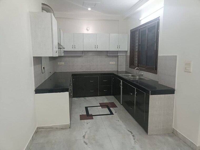 Kitchen, emaar-gurgaon-greens 3 Bedroom 1650 Sq.Ft. Apartment In Sector 102 Gurgaon 10007471