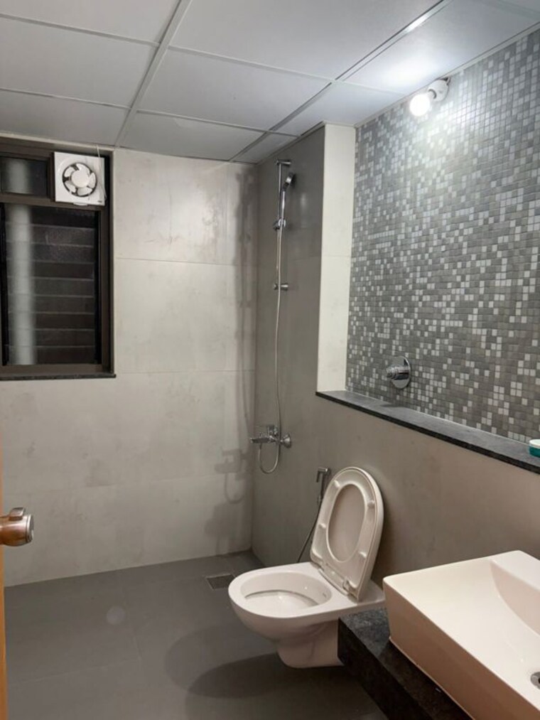 Bathroom, arvind-bel-air 3 Bedroom 1524 Sq.Ft. Apartment In Yelahanka Bangalore 10007525