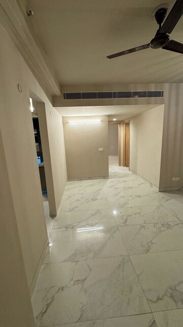 Building Lobby in 3 BHK Apartment at M3M Heights, Sector 65 – for Sale