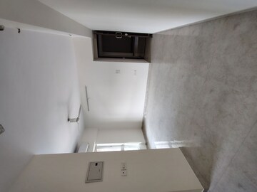 Furnished Amenities in 1 BHK Apartment at Lodha Amara, Kolshet Road – for Rent