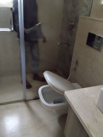 Bathroom in 2 BHK Builder Floor at Ambience Creacions, Sector 22 – for Rent