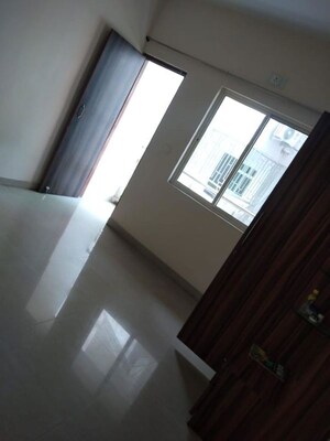 Furnished Amenities in 3 BHK Apartment at Morabadi – for Sale