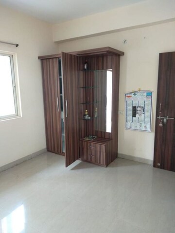 Room in 3 BHK Apartment at Morabadi – for Sale