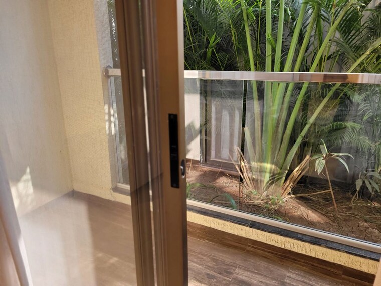 Balcony, kohinoor-presidentia 2 Bedroom 1091 Sq.Ft. Apartment In Sopan Baug Pune 10007486