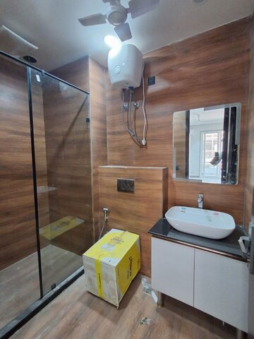 Furnished Amenities in 3 BHK Builder Floor at Sector 57 – for Sale