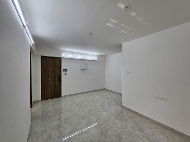 Room, sparkle-mitali-business-centre Commercial Office Space 400 Sq.Ft. In Malad East Mumbai 10007707