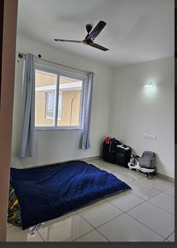 Bedroom in 2.5 BHK Apartment at Prestige Royale Gardens, Gantiganahalli – for Rent