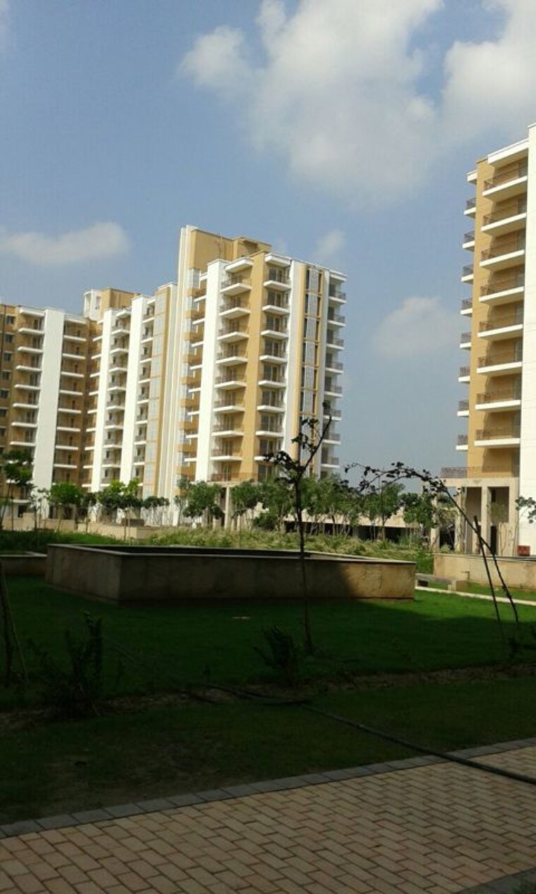Exterior View, puri-pratham 2.5 Bedroom 1300 Sq.Ft. Apartment In Sector 84 Faridabad 10007609