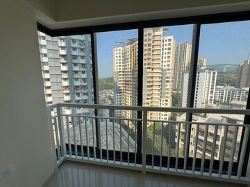 2 BHK Apartment – Exterior View View at Malad East - for Rent
