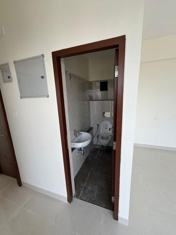 Attached Bathroom in 2 BHK Apartment at Malad East – for Rent