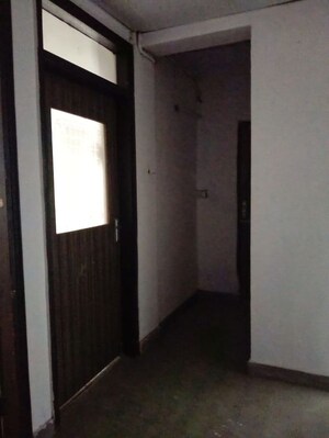 Room in  Office Space at Naraina Industrial Area Phase 1 – for Rent