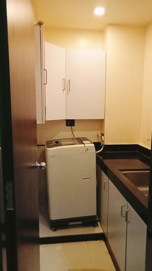 Master Bedroom in 2 BHK Apartment at Amanora Elivate Tower, Hadapsar – for Rent