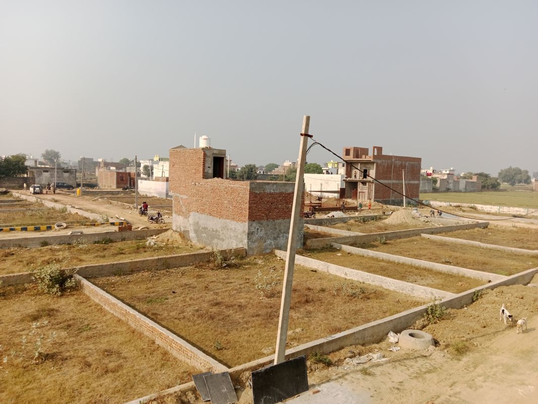 Plot For Sale in Dhanauli