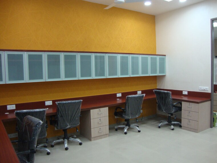 Team Area, sola Commercial Office Space 1450 Sq.Ft. In Sola Ahmedabad 10007702