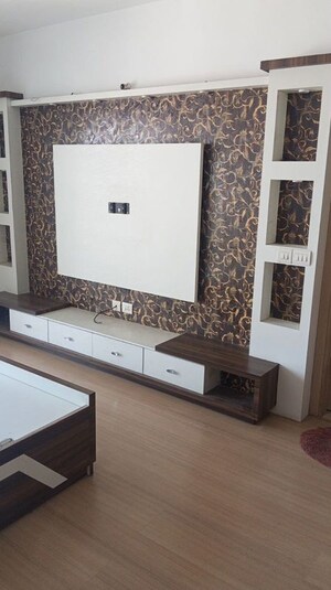 Furnished Amenities in 3 BHK Builder Floor at DLF Gardencity Enclave, Sector 93 – for Sale