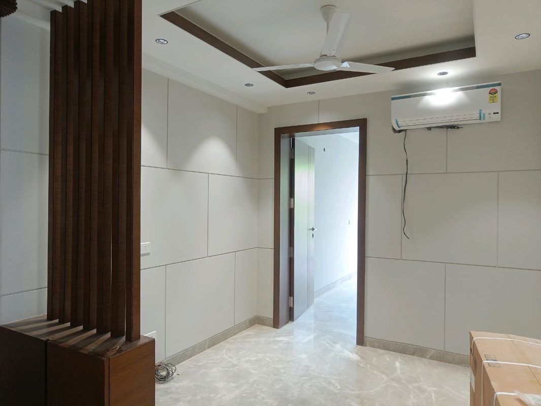 3 BHK + Servant Room Builder Floor For Sale in Chittaranjan Park