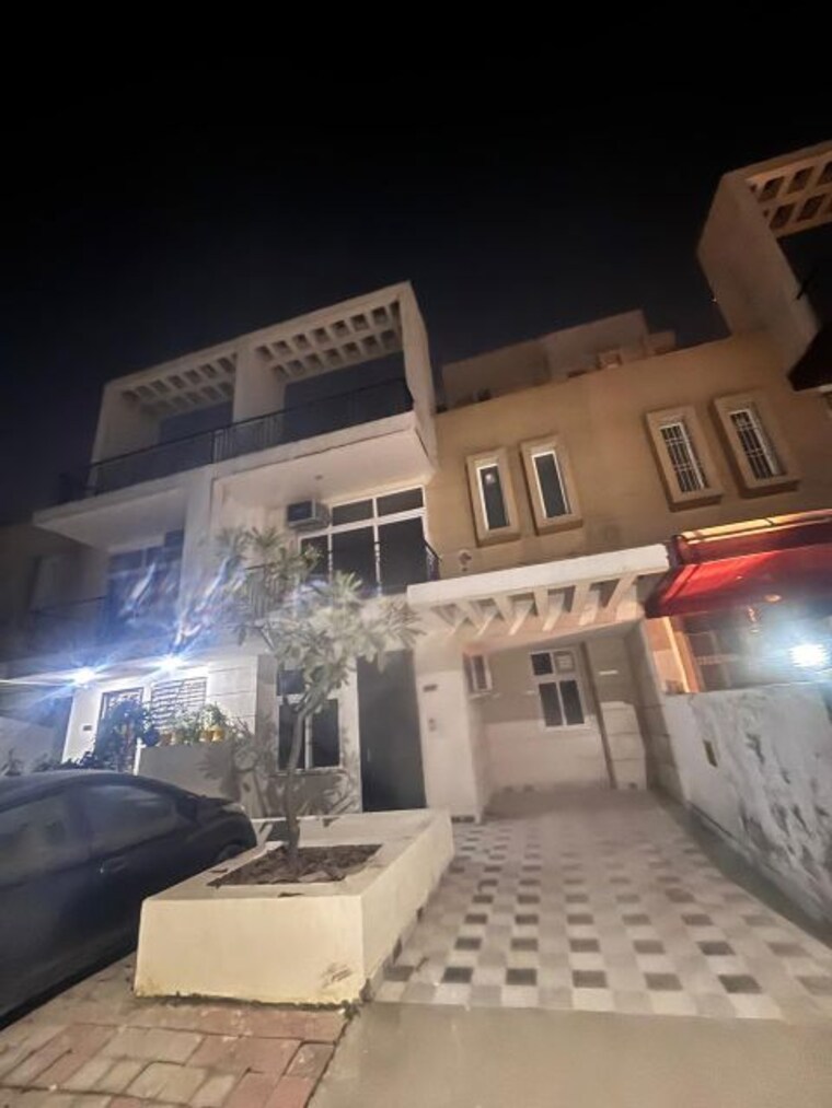 Exterior View, amrapali-dream-valley 3 Bedroom 1690 Sq.Ft. Villa In Tech Zone 4 Greater Noida Greater Noida 10007914