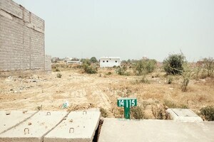  Plot For Sale in Sector 25 Yamuna Expressway