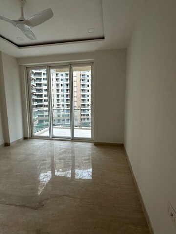 Room in 3 BHK Builder Floor at Ambience Creacions, Sector 22 – for Rent