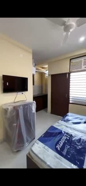 2 BHK Builder Floor For Rent in RWA Residential Society, Sector 40