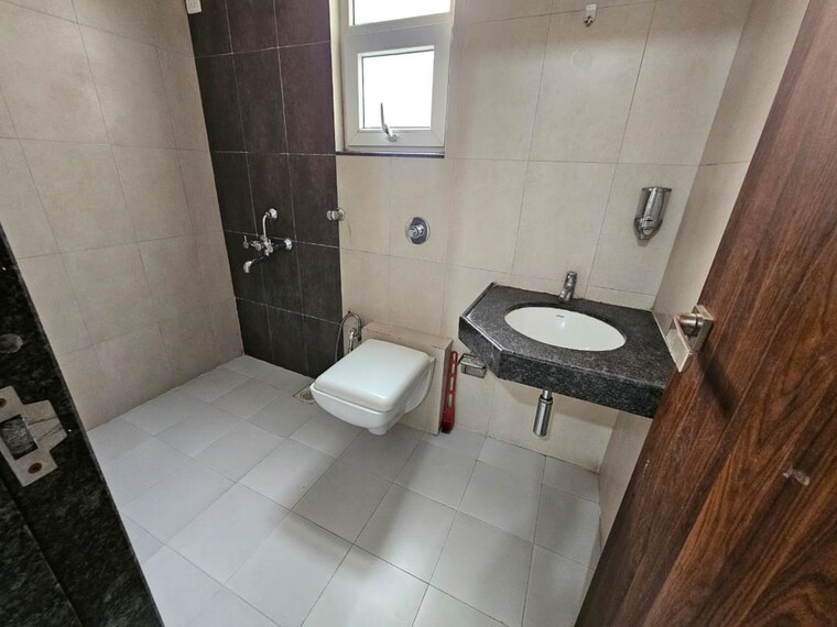 Bathroom, manik baug 3 Bedroom 1050 Sq.Ft. Apartment In Manik Baug Pune 10008083
