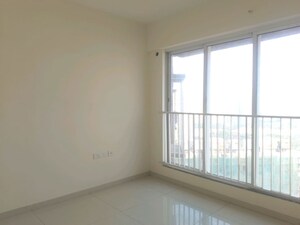 Room in 1 BHK Apartment at Godrej Nest Kandivali, Kandivali East – for Sale