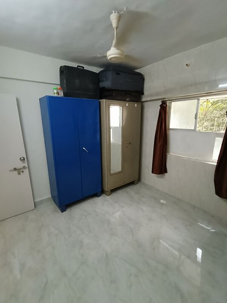 Room, manik-moti-varsova 1 Bedroom 550 Sq.Ft. Apartment In Versova Mumbai 10008119