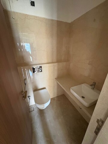 Bathroom in 3 BHK Apartment at Vile Parle West – for Rent