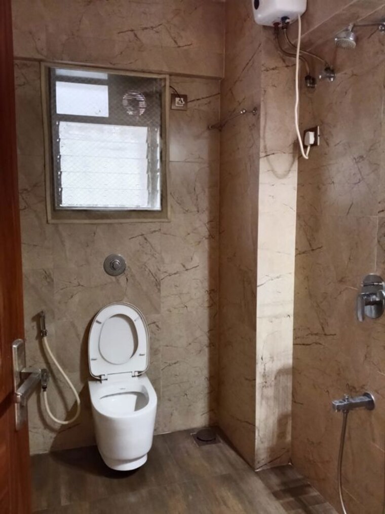 Bathroom, avant-hillway 2 Bedroom 618 Sq.Ft. Apartment In Goregaon East Mumbai 10008187