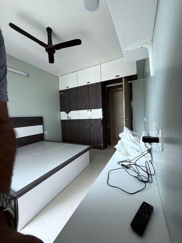 Team Area in 2 BHK Apartment at L&T Emerald Isle, Powai – for Rent