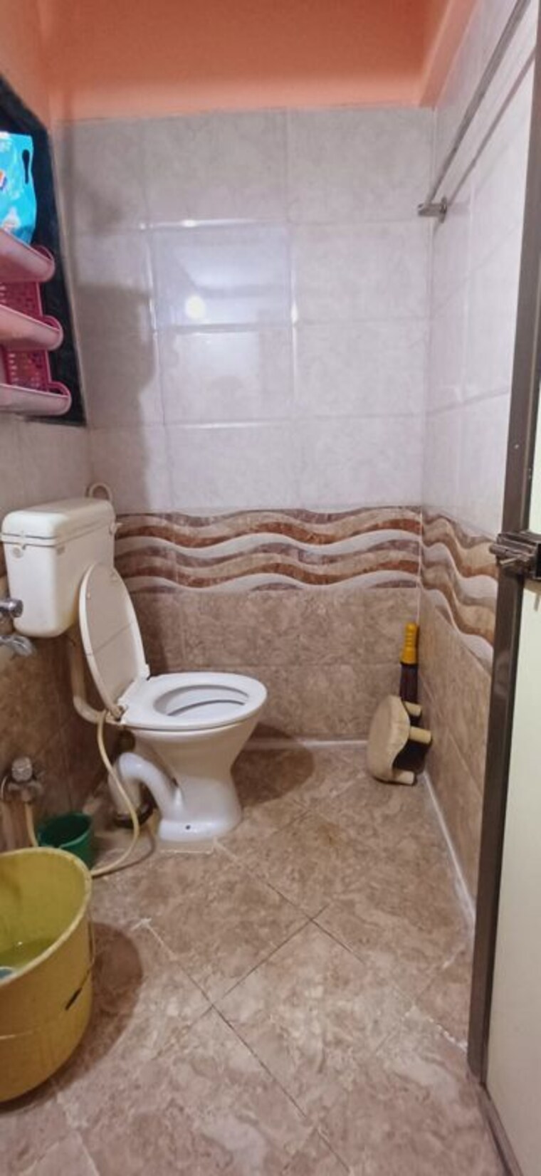 Bathroom, shastri nagar 2 Bedroom 575 Sq.Ft. Apartment In Shastri Nagar Thane 10008183