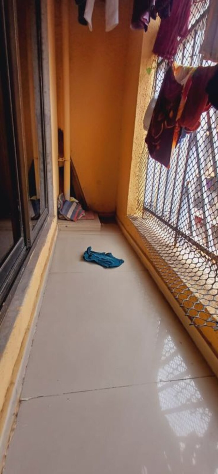 Balcony, shastri nagar 2 Bedroom 575 Sq.Ft. Apartment In Shastri Nagar Thane 10008183