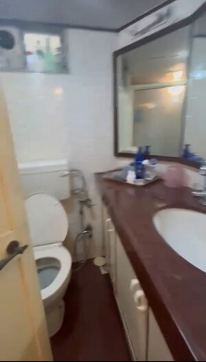 Bathroom in 2 BHK Apartment at Anand CHS Matunga, Matunga East – for Rent