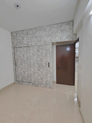 Room in 4 BHK Apartment at Sare Home, Sector 92 – for Sale
