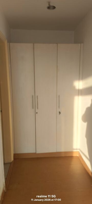 2 BHK Apartment For Rent in Jaypee Greens Pavilion Court, Sector 128