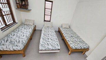 Room in  Pg at Memnagar – for Rent