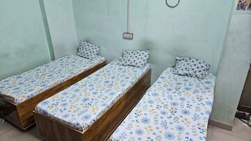 Room in  Pg at Memnagar – for Rent