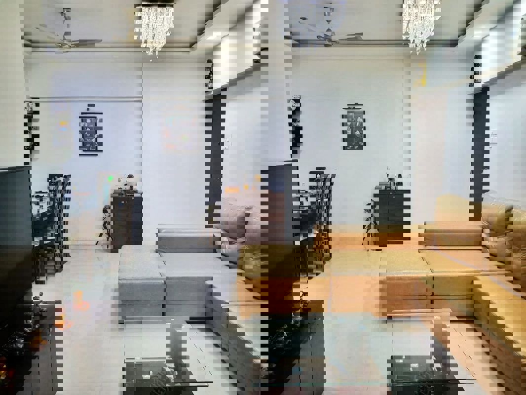 2 BHK 850 Sq.Ft. Apartment in Dheeraj Gaurav Heights