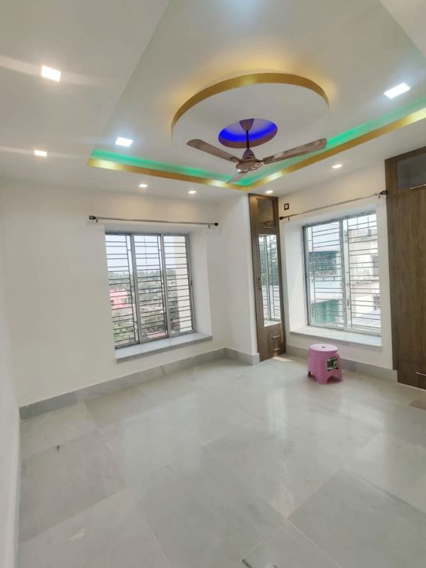 3 BHK Apartment For Sale in Mahagun Moderne