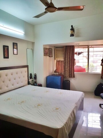 2 BHK Apartment For Rent in Dheeraj Gaurav Heights, Jogeshwari West