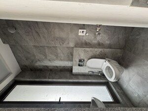 Furnished Amenities in 3.5 BHK Apartment at Prestige Jasdan Classic, Mahalaxmi – for Rent