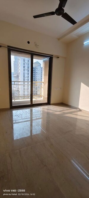 Bedroom in 2 BHK Apartment at Palacia Kingston, Thane West – for Rent