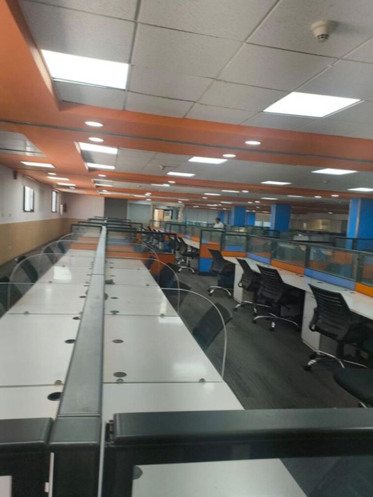 Team Area, sector 63 Commercial Office Space 14000 Sq.Ft. In Sector 63 Noida 10008545